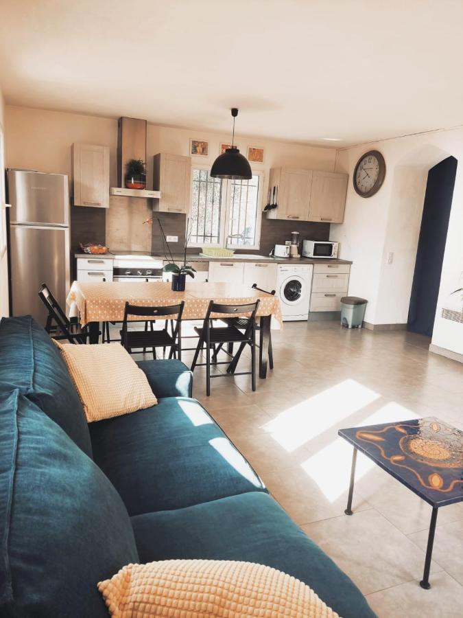 Bas De Villa. Cote D'Azur, A 20 Kms De Nice Contes  Exteriör bild