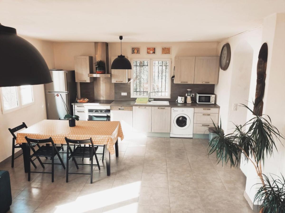 Bas De Villa. Cote D'Azur, A 20 Kms De Nice Contes  Exteriör bild